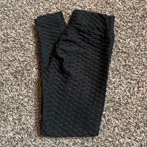 Scrunch butt leggings